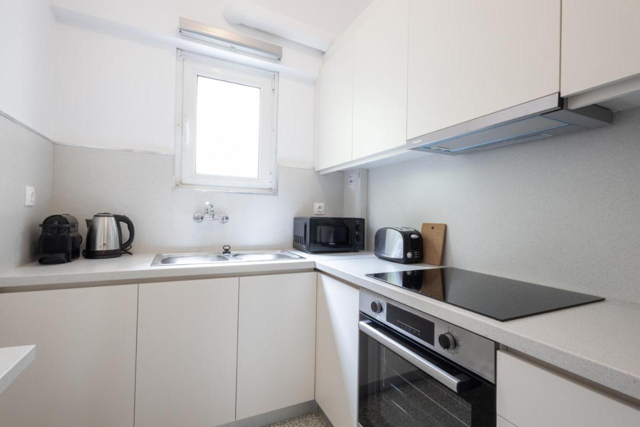 Spacious High-Ceiling 2-Bedroom By Acropolis Museum Aten Exteriör bild